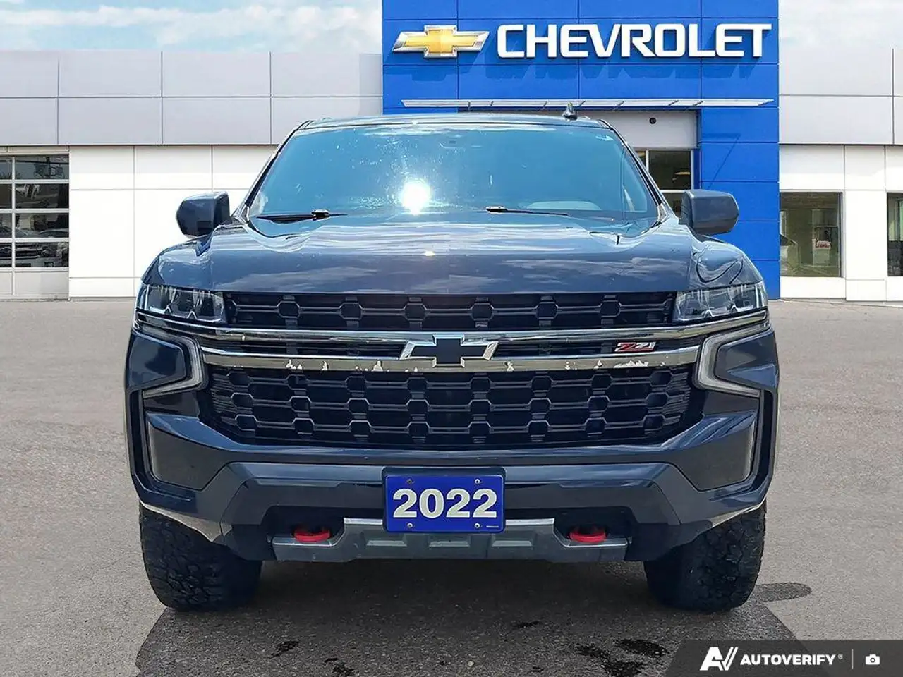 Chevrolet Suburban снимка Chevrolet Suburban