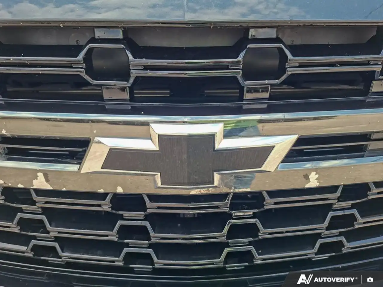 Chevrolet Suburban снимка Chevrolet Suburban
