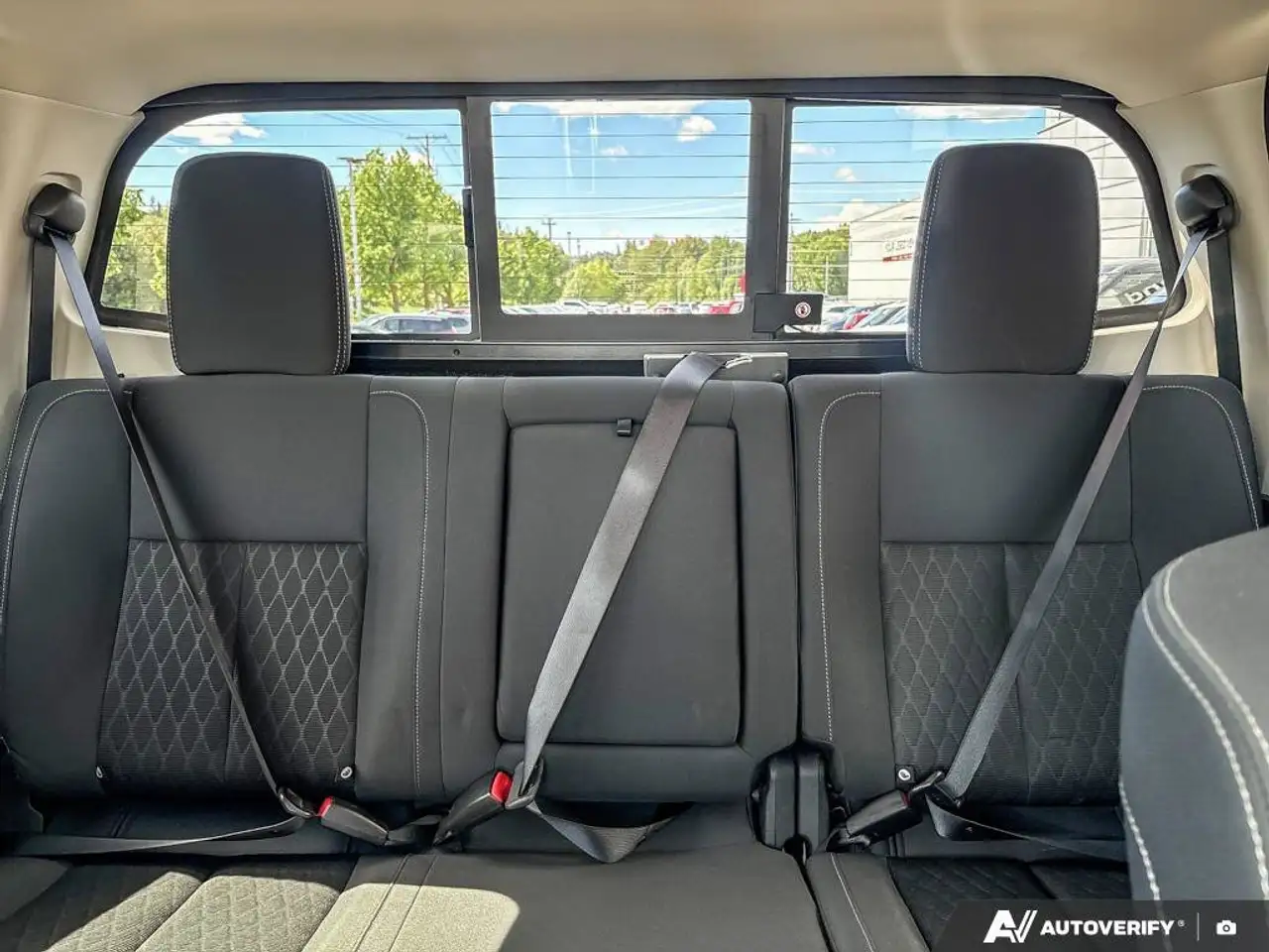 Nissan Titan XD снимка Nissan Titan XD