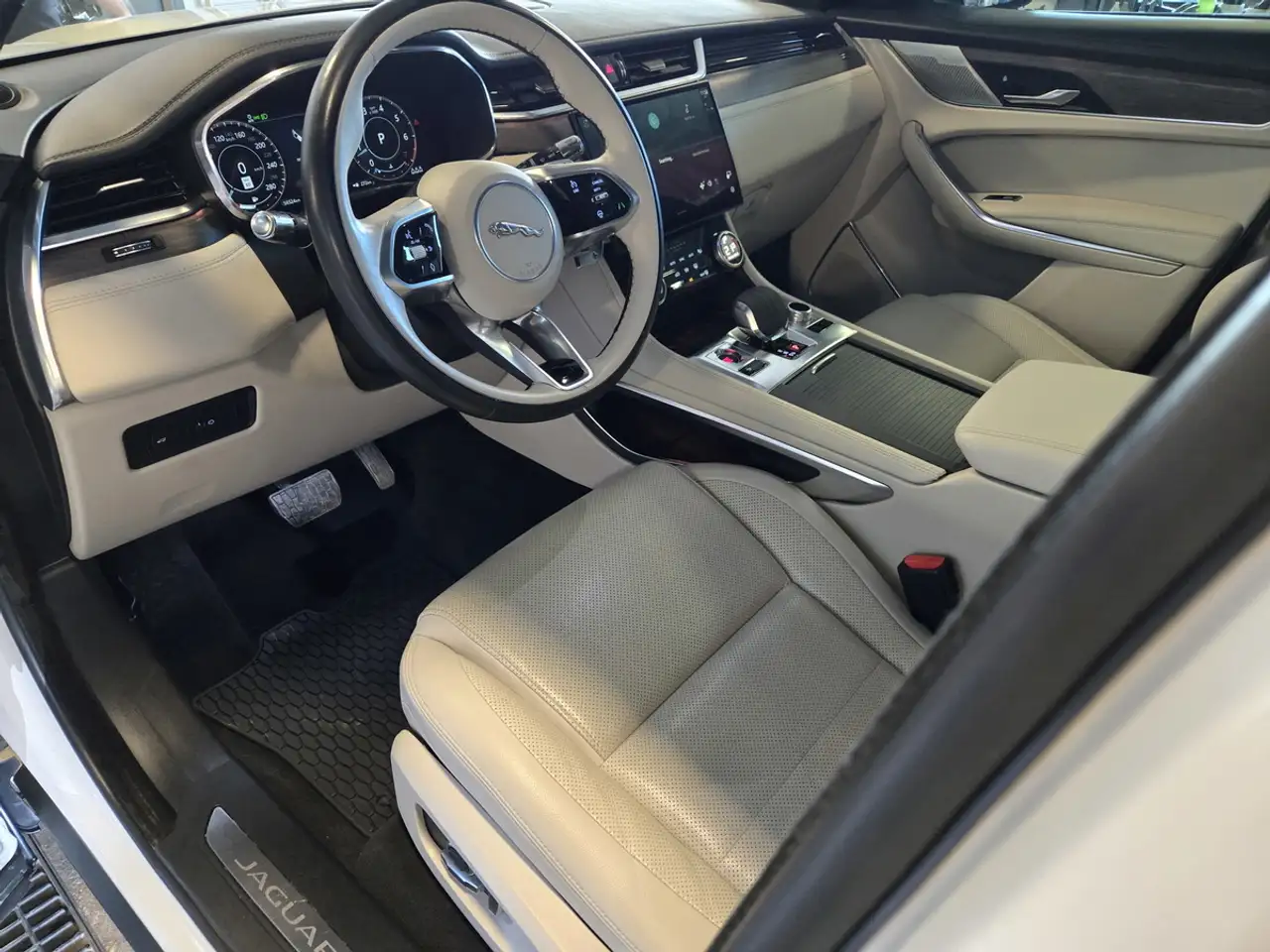 Jaguar F-Pace fotografie Jaguar F-Pace