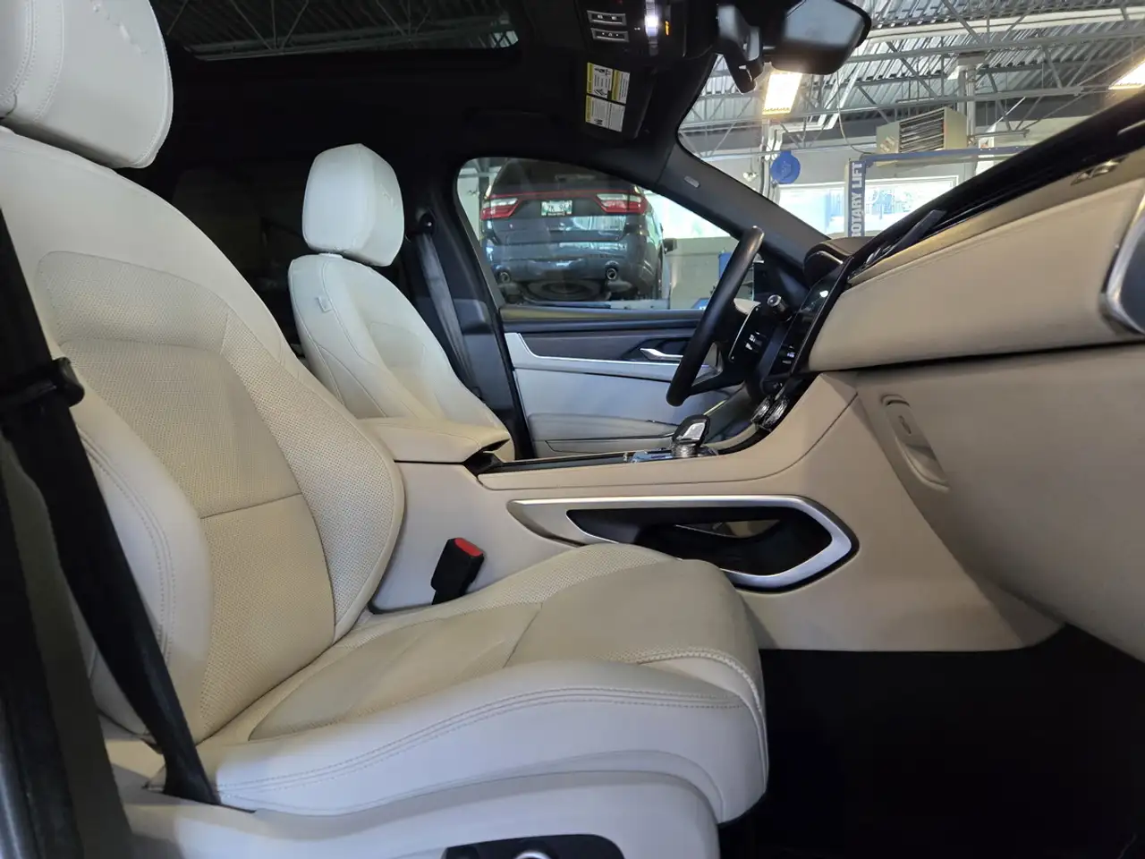 Jaguar F-Pace fotografie Jaguar F-Pace