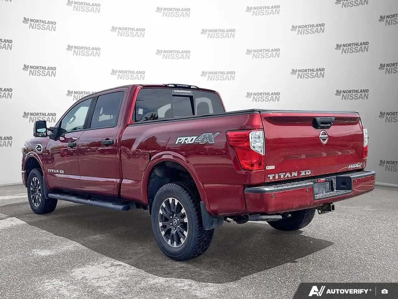Nissan Titan XD снимка Nissan Titan XD