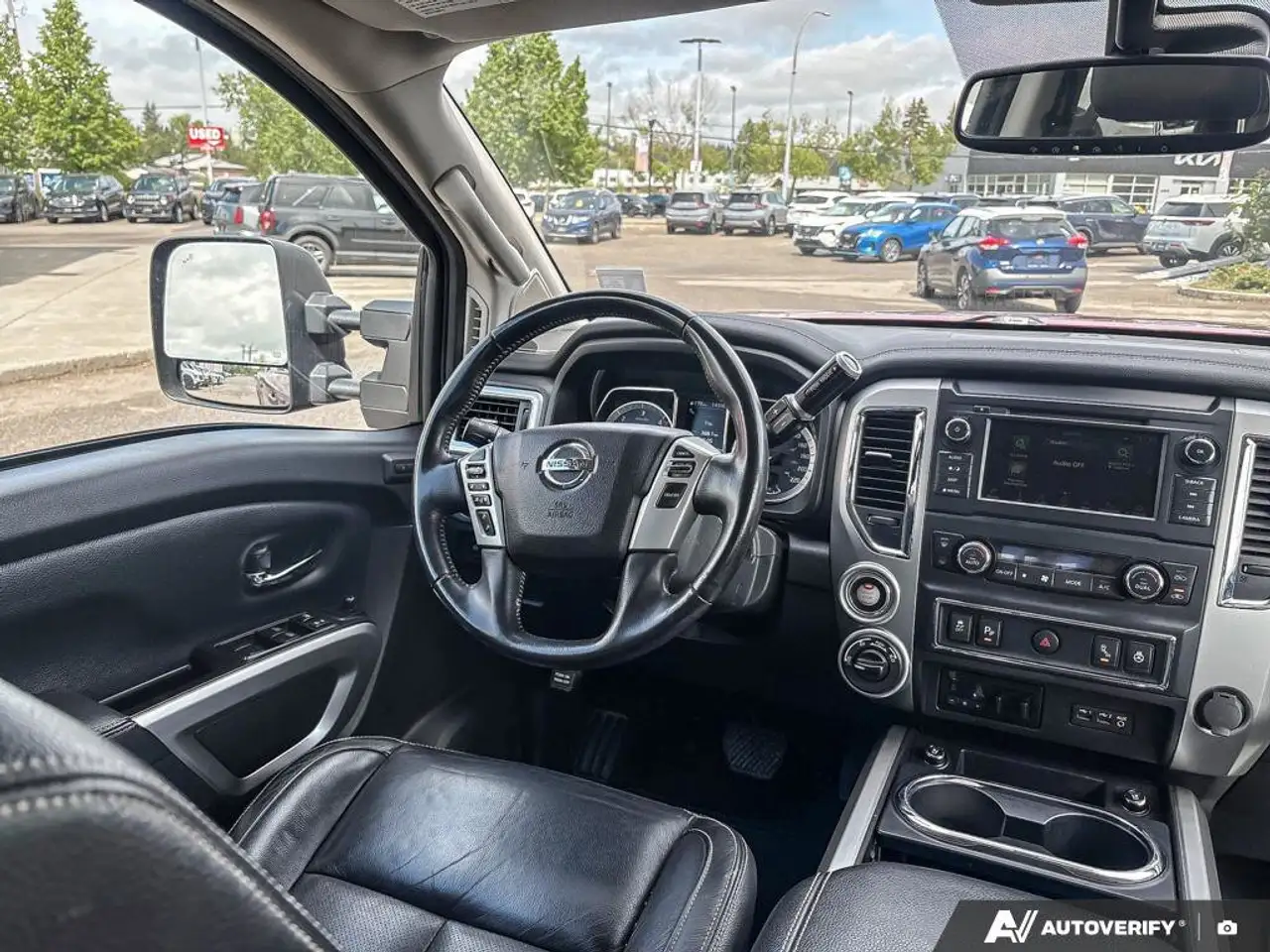 Nissan Titan XD снимка Nissan Titan XD
