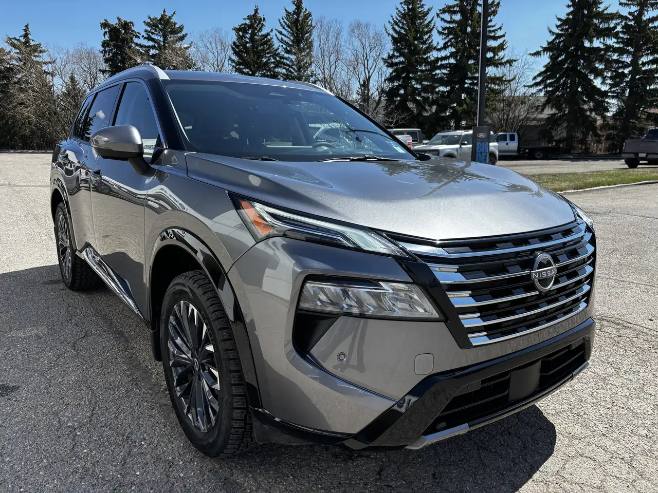 Nissan Rogue снимка Nissan Rogue