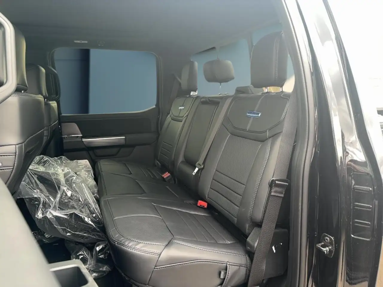 Ford F 350 снимка Ford F 350