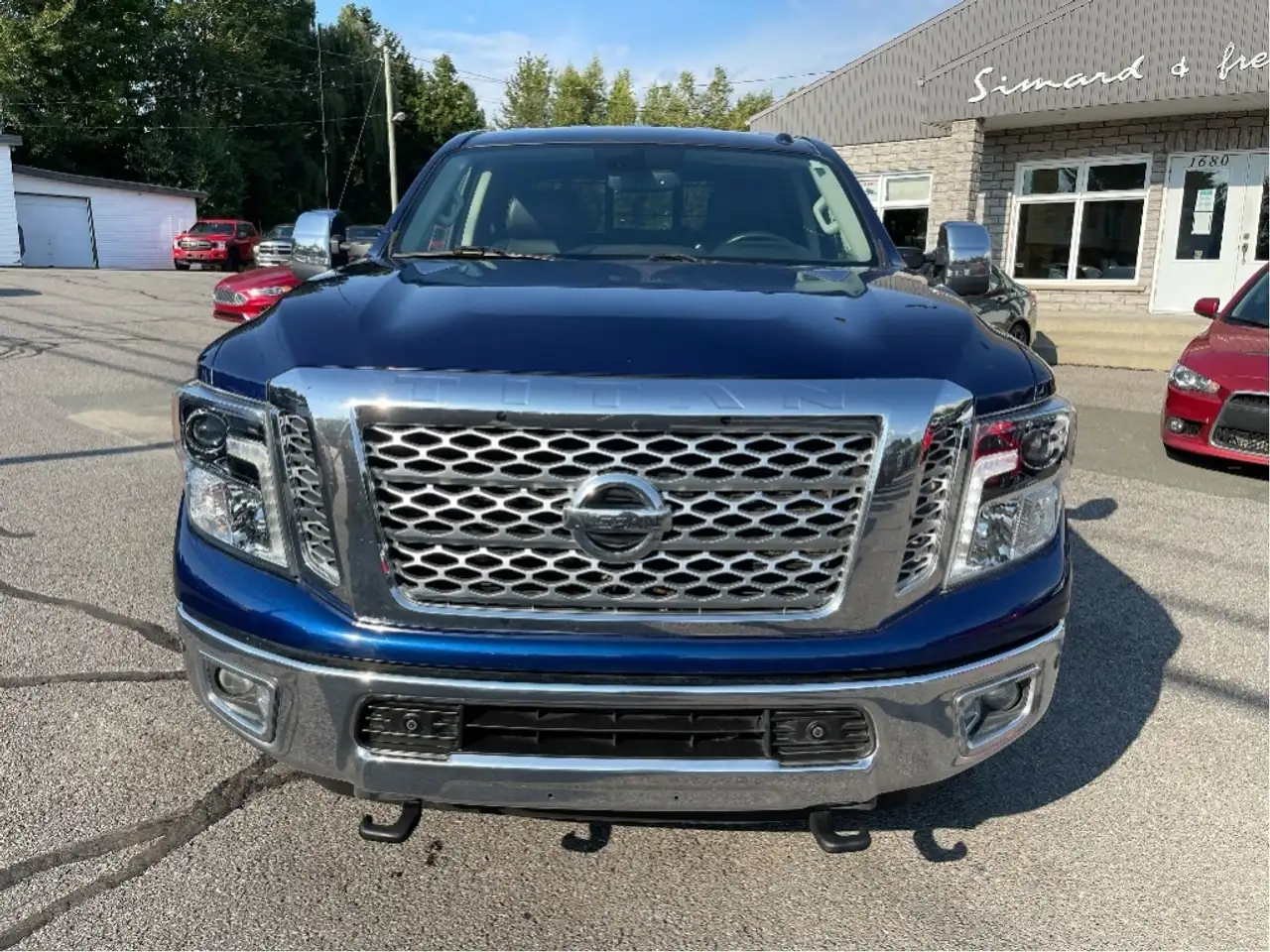Nissan Titan XD снимка Nissan Titan XD
