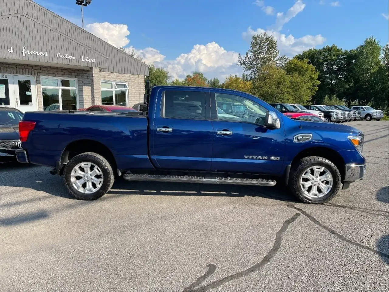 Nissan Titan XD снимка Nissan Titan XD