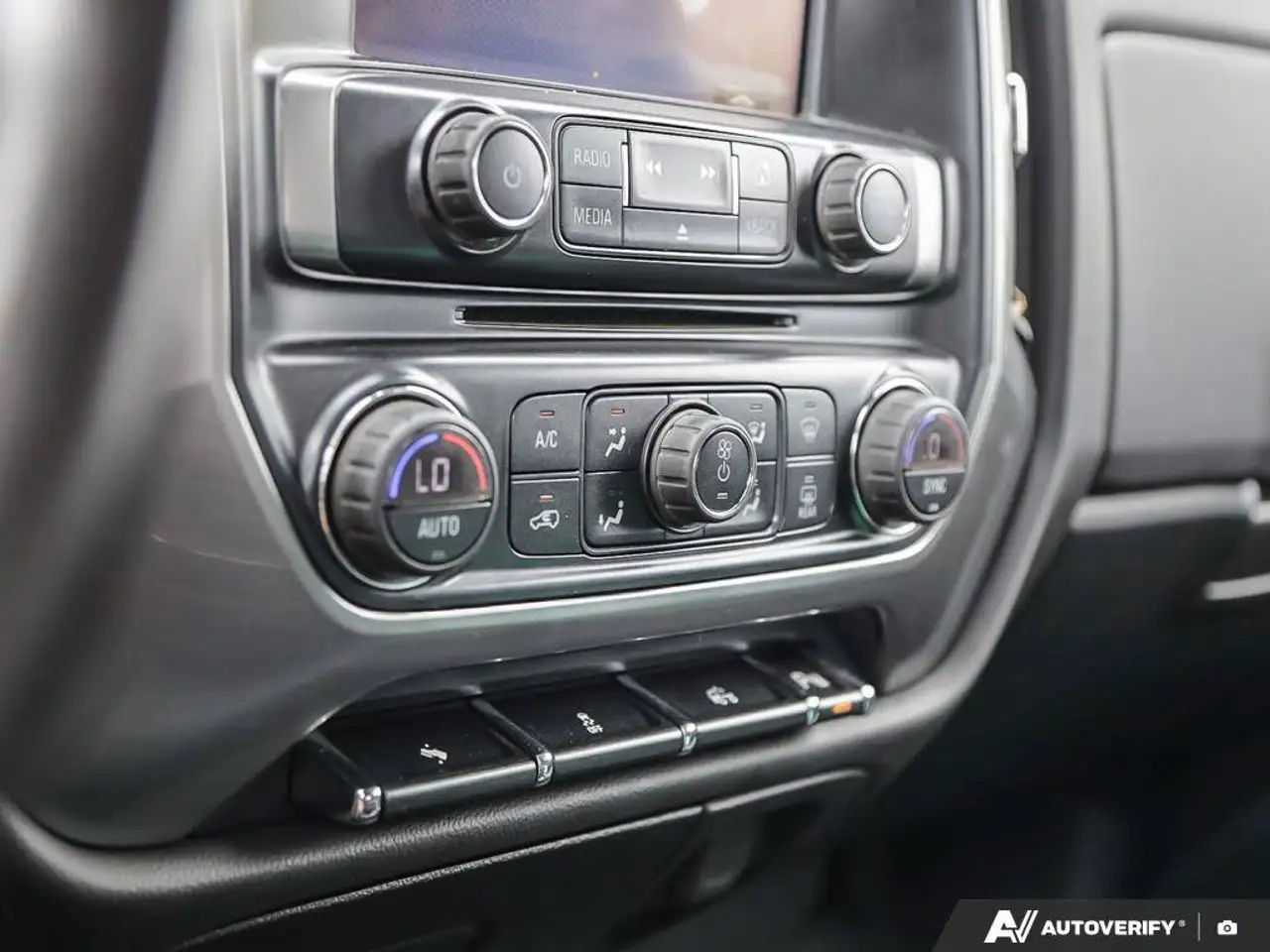 Chevrolet Silverado 1500 fotografie Chevrolet Silverado 1500