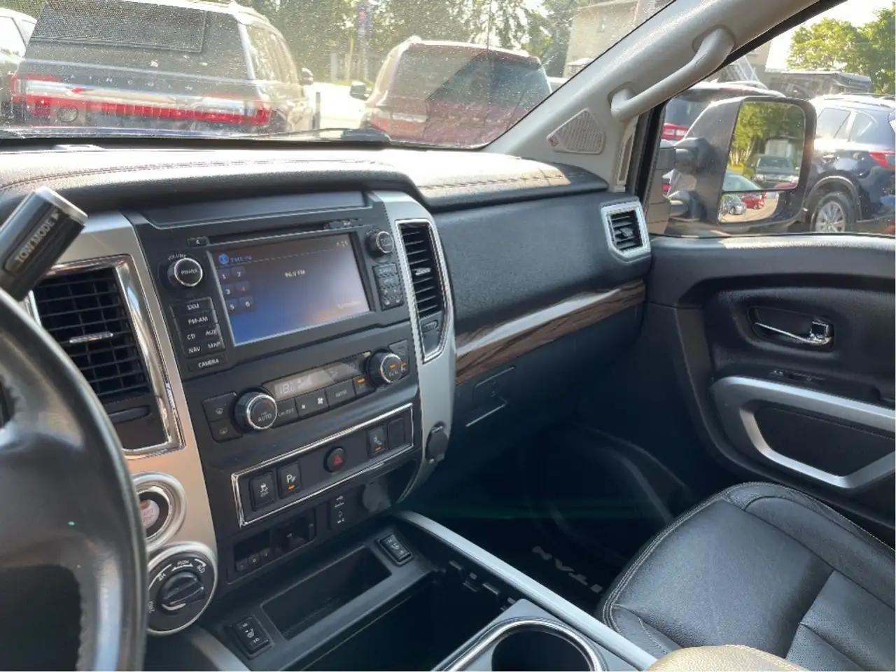 Nissan Titan XD снимка Nissan Titan XD