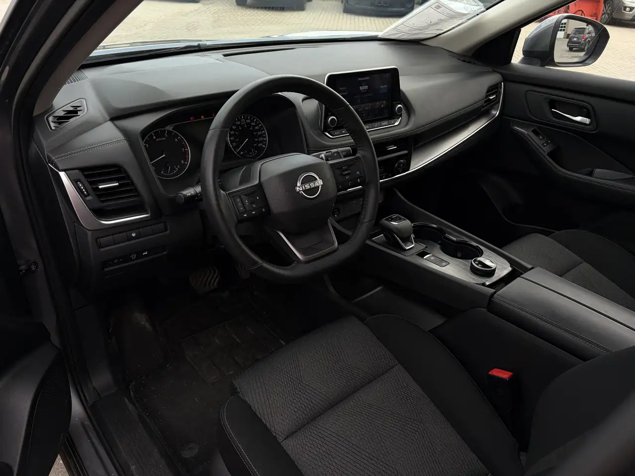 Nissan Rogue fotografie Nissan Rogue