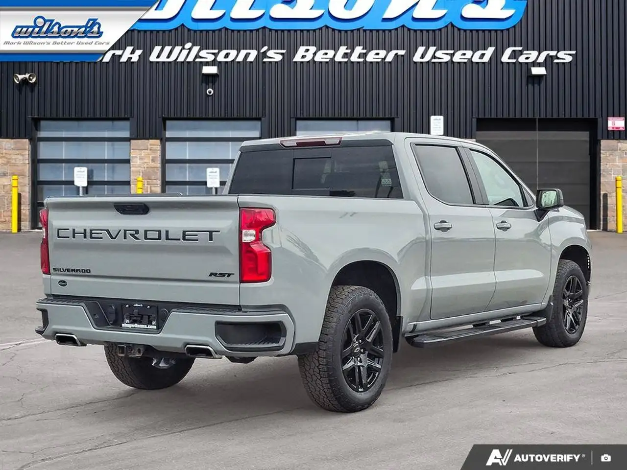 Chevrolet Silverado 1500 photo Chevrolet Silverado 1500