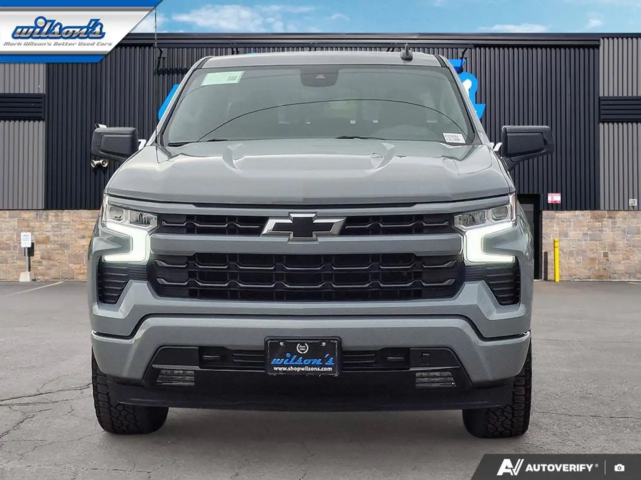 Chevrolet Silverado 1500 photo Chevrolet Silverado 1500