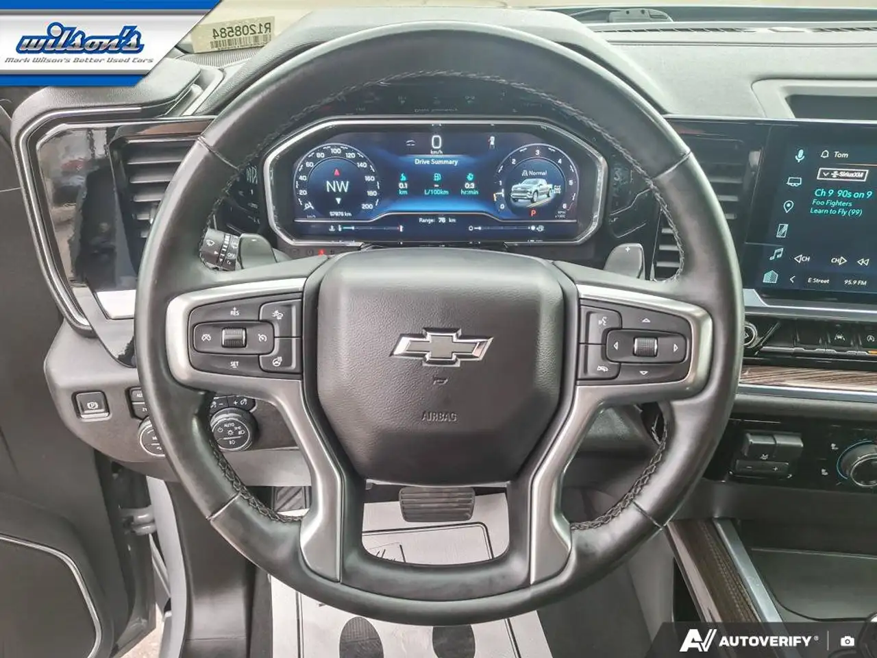 Chevrolet Silverado 1500 photo Chevrolet Silverado 1500