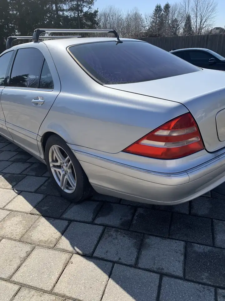Mercedes-Benz S-Class снимка Mercedes-Benz S-Class