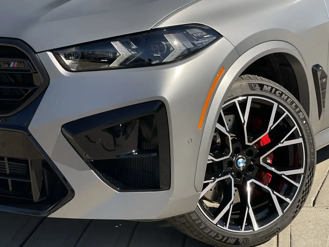 BMW X5 M снимка BMW X5 M