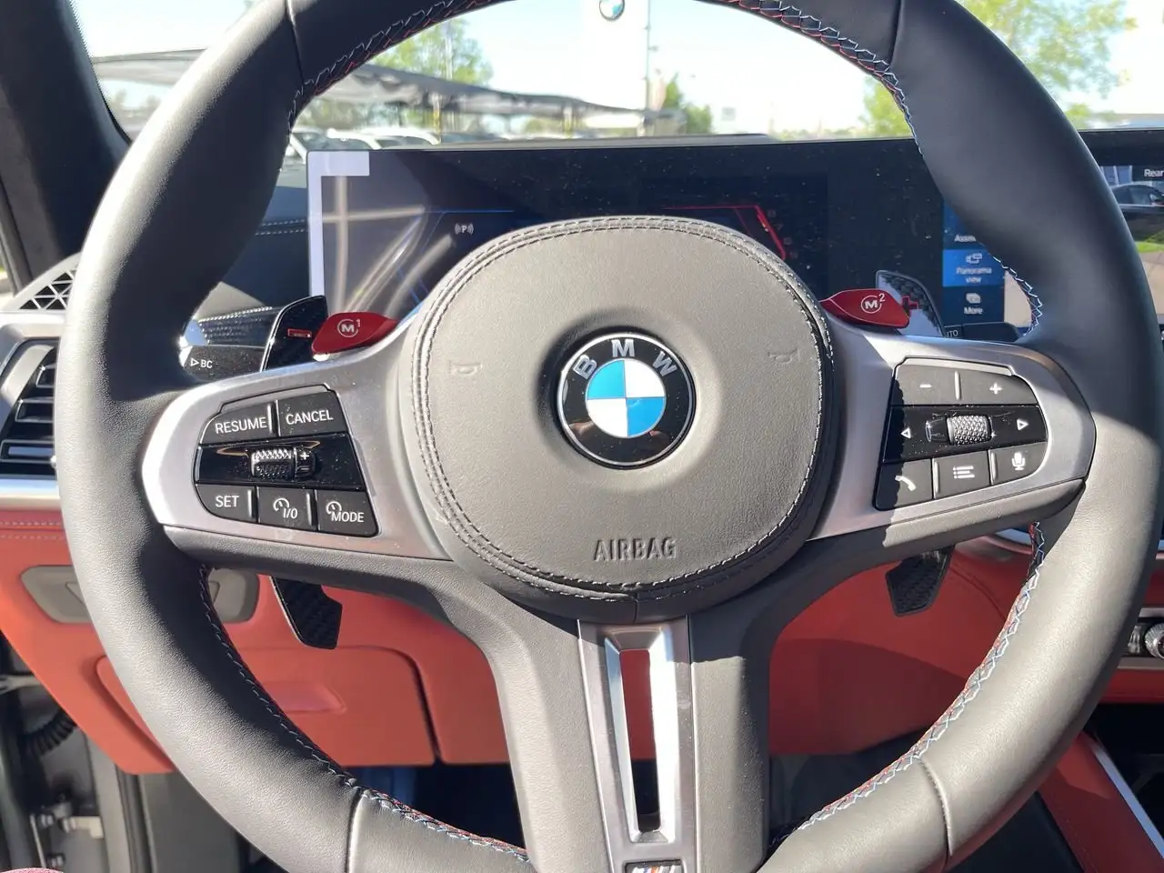 BMW X5 M снимка BMW X5 M