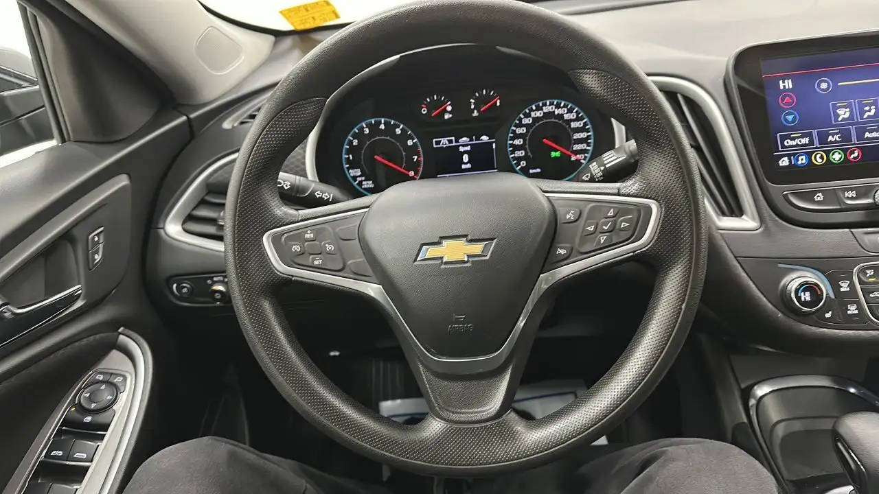 Chevrolet Malibu снимка Chevrolet Malibu
