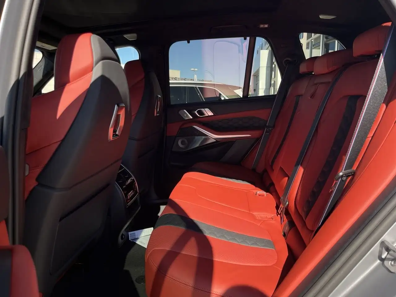 BMW X5 M снимка BMW X5 M