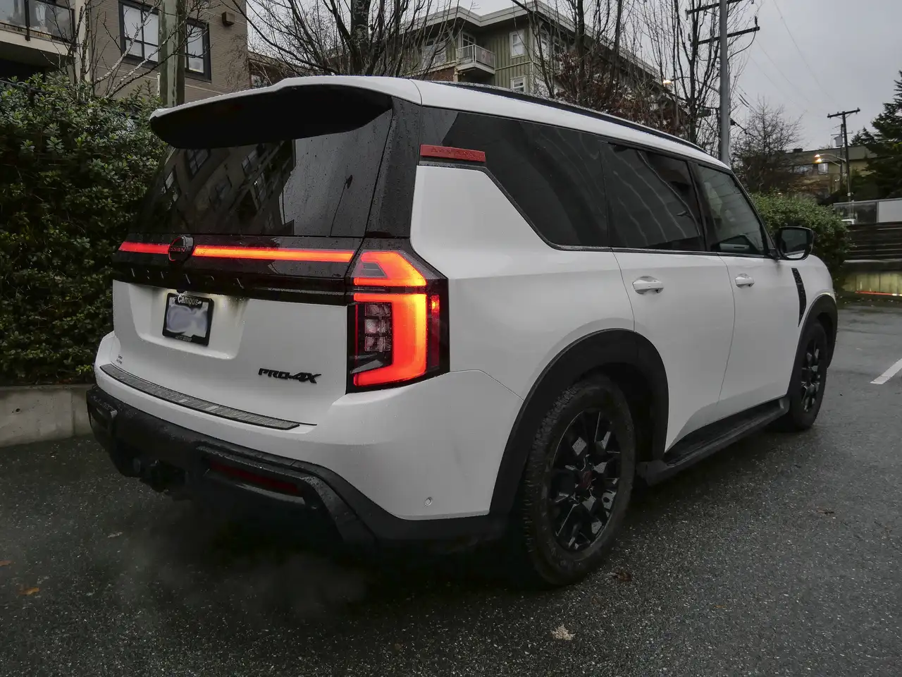 Nissan Armada снимка Nissan Armada