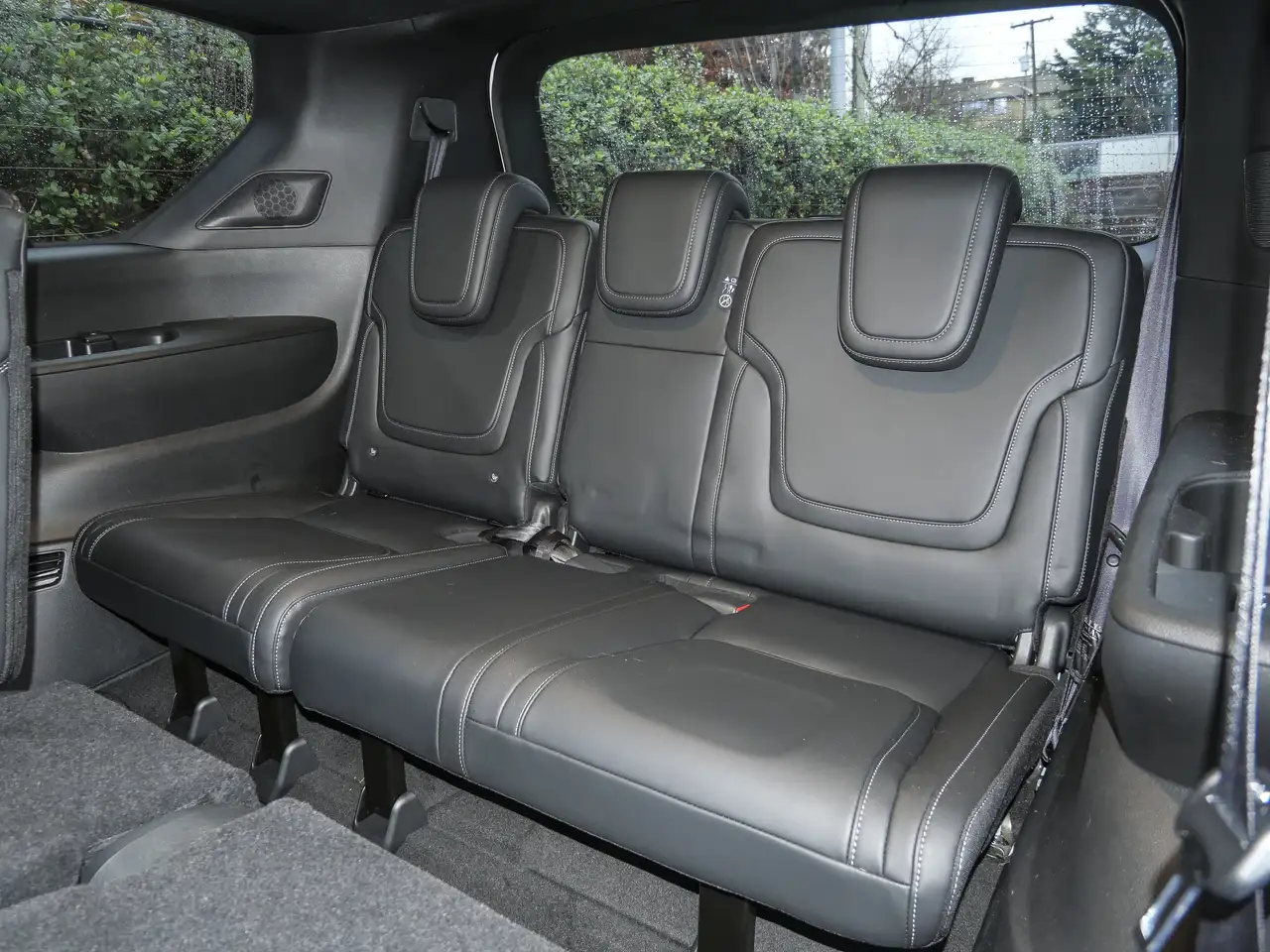 Nissan Armada снимка Nissan Armada