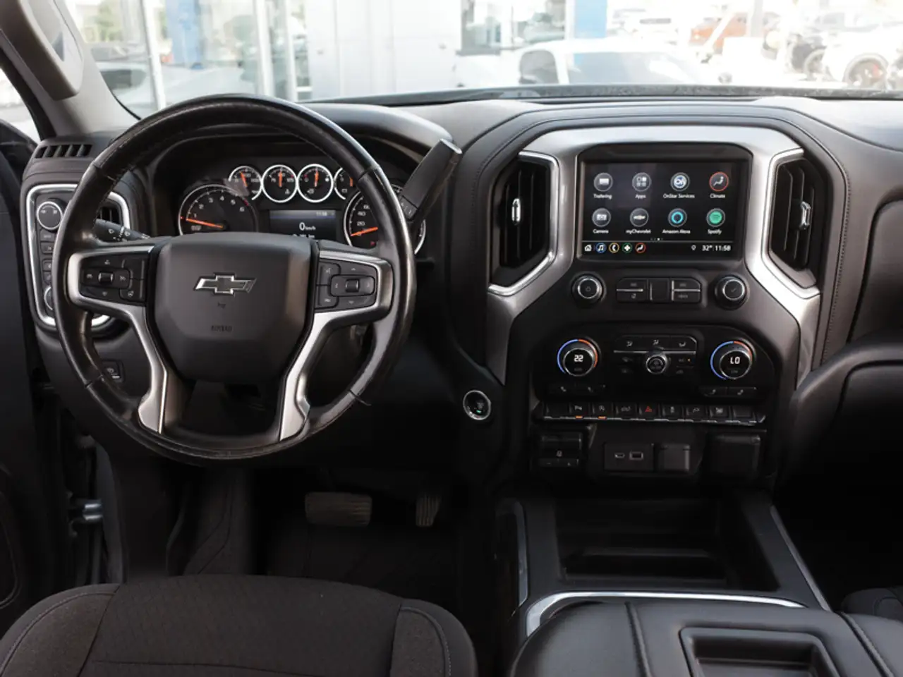 Chevrolet Silverado 1500 photo Chevrolet Silverado 1500