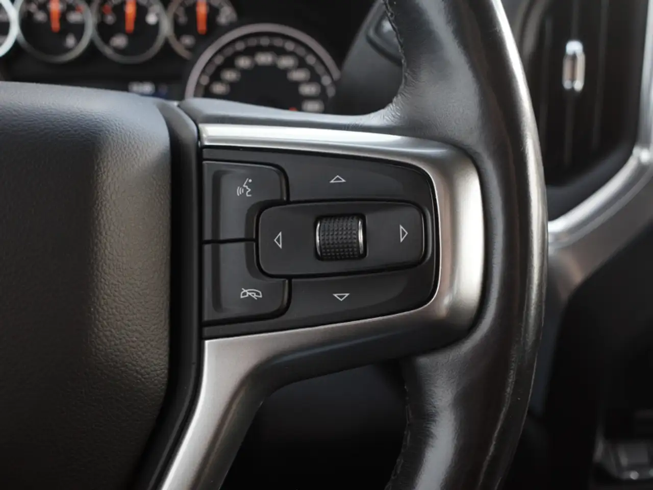 Chevrolet Silverado 1500 photo Chevrolet Silverado 1500