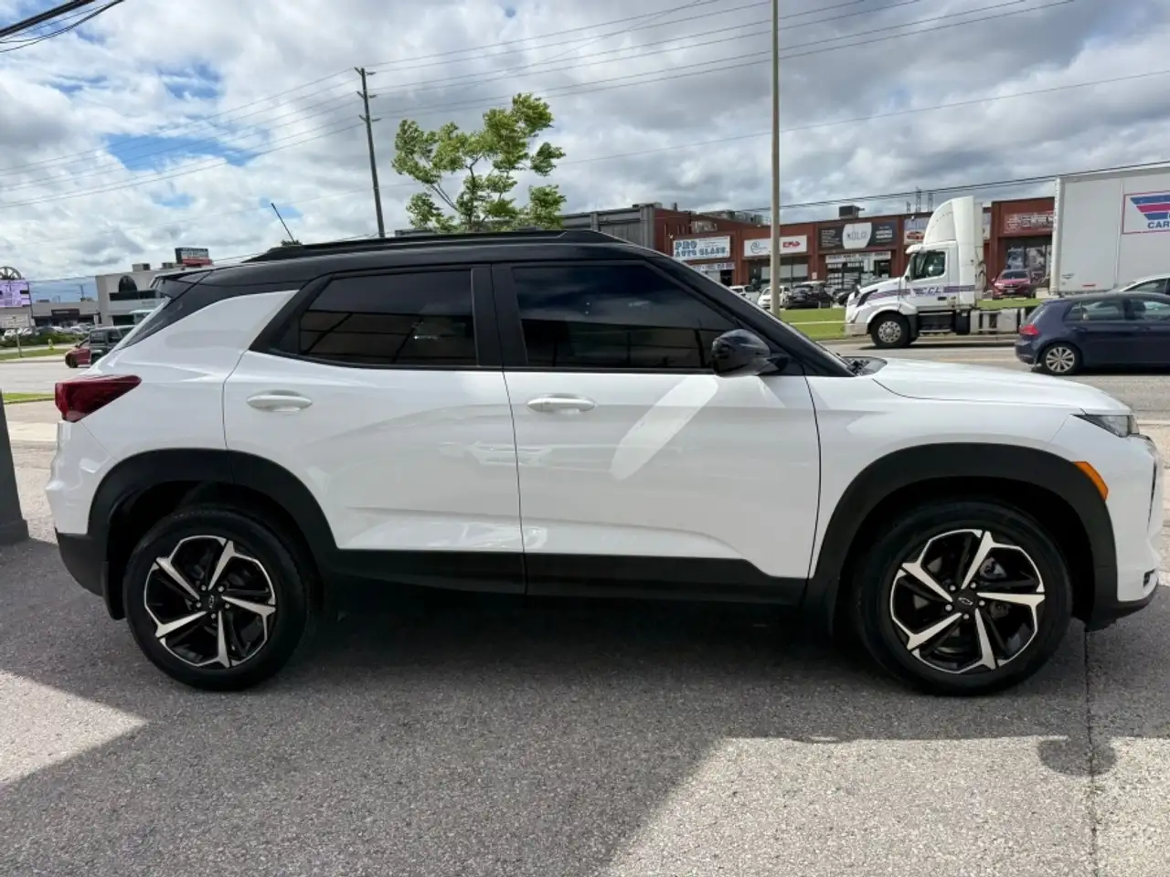Chevrolet Trailblazer photo Chevrolet Trailblazer
