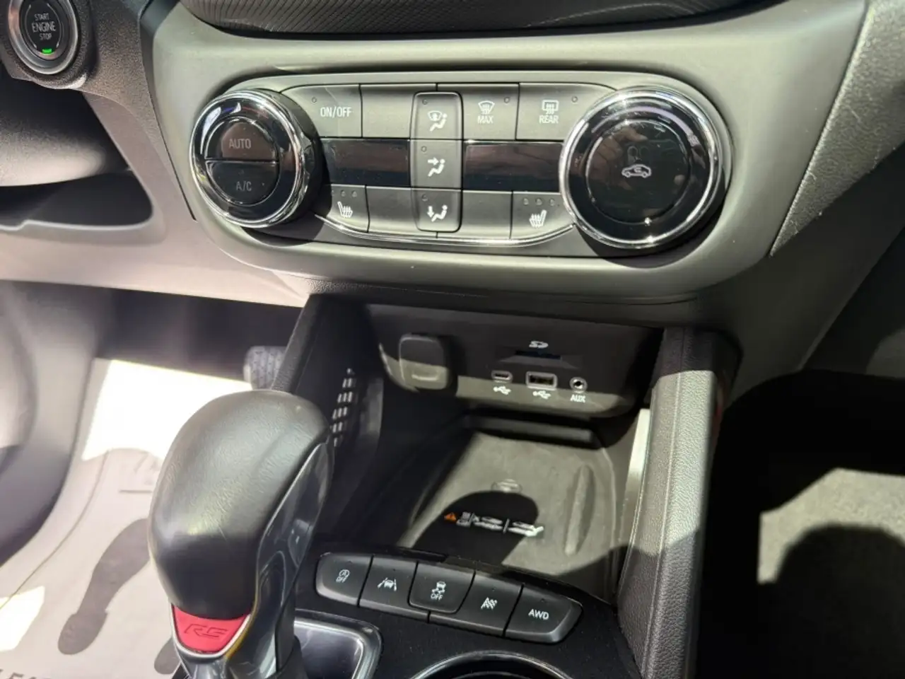 Chevrolet Trailblazer photo Chevrolet Trailblazer