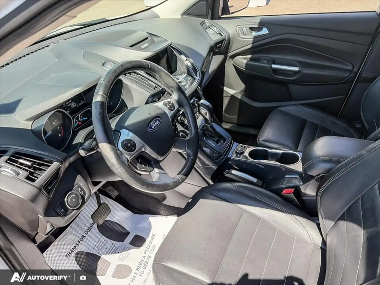 Ford Escape снимка Ford Escape