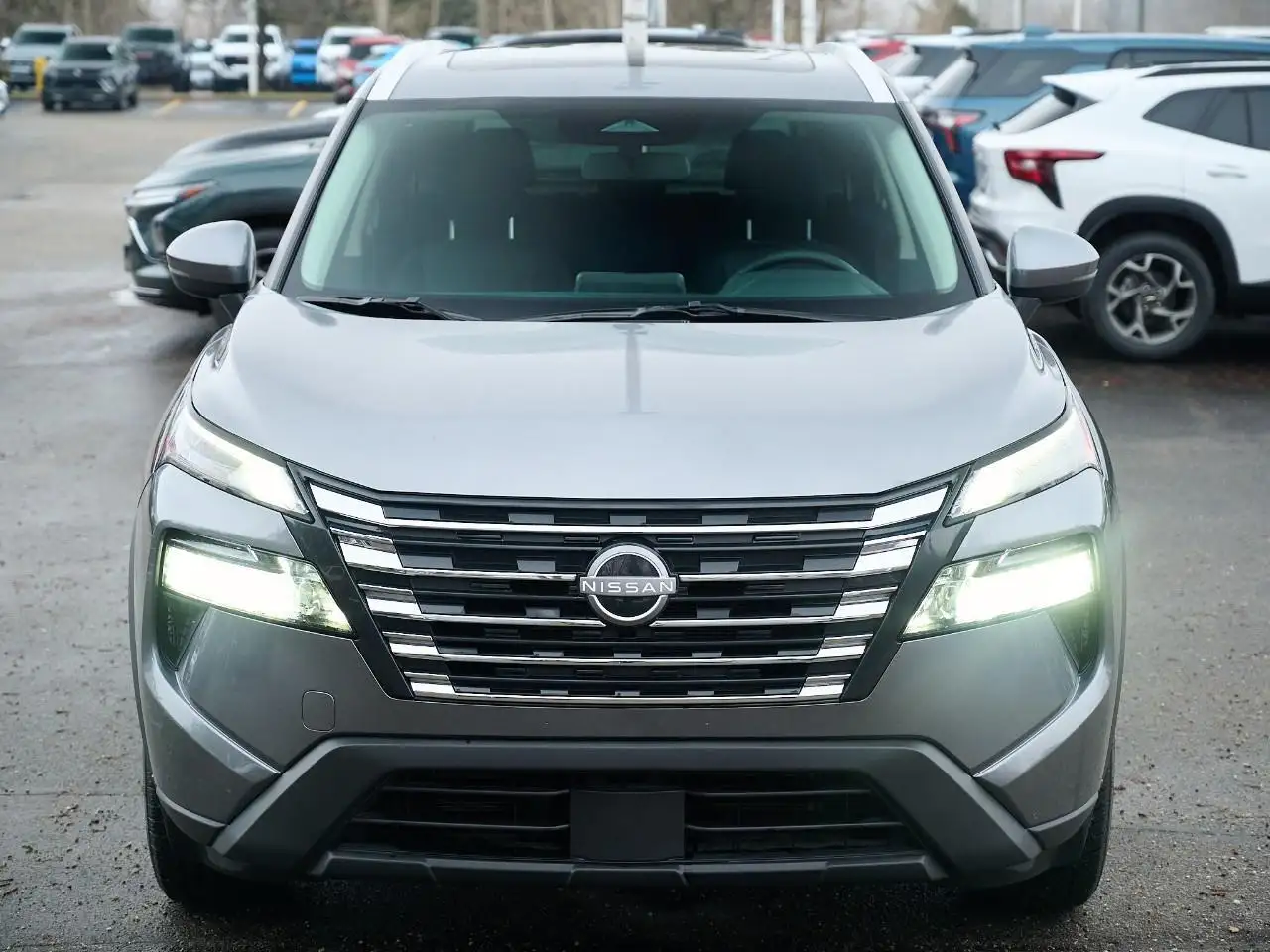 Nissan Rogue снимка Nissan Rogue
