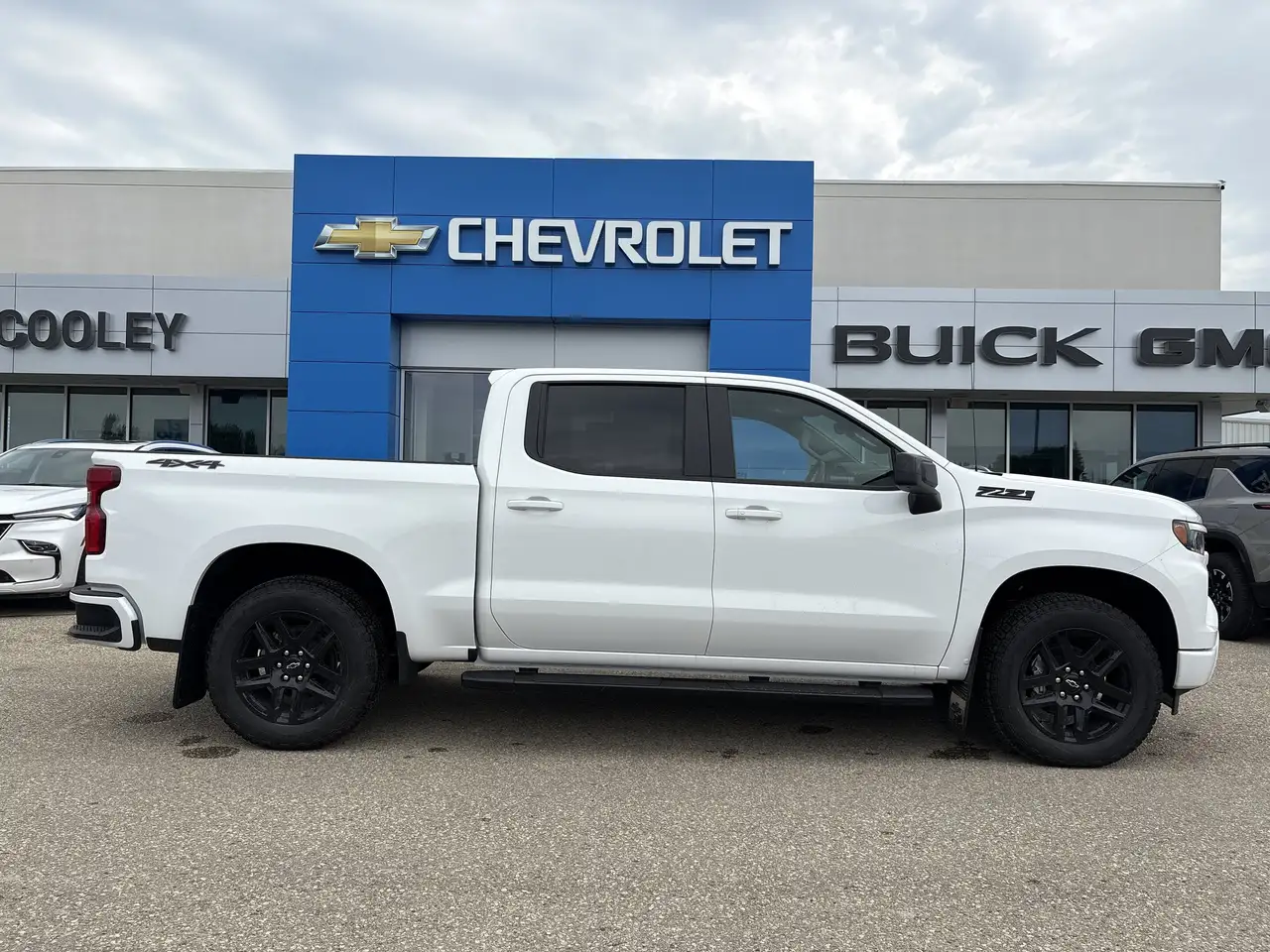 Chevrolet Silverado 1500 photo Chevrolet Silverado 1500