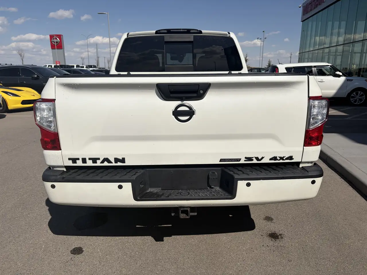 Nissan Titan снимка Nissan Titan