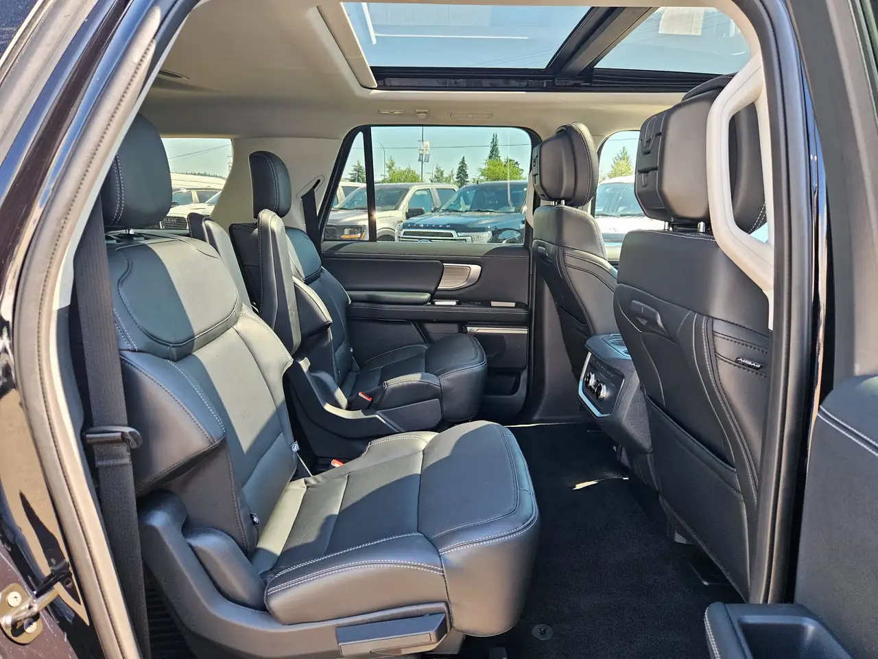 Ford Expedition photo Ford Expedition