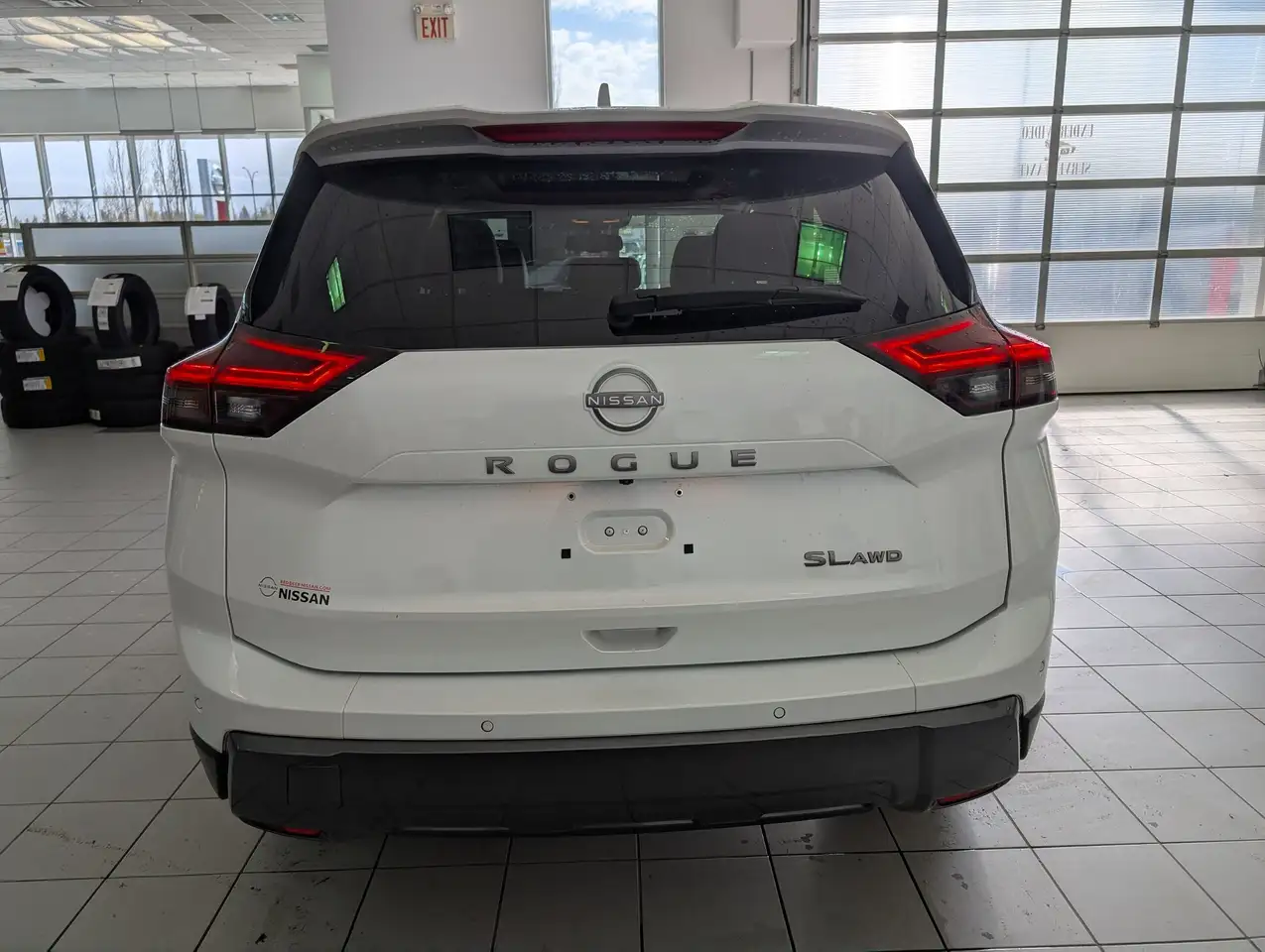 Nissan Rogue снимка Nissan Rogue