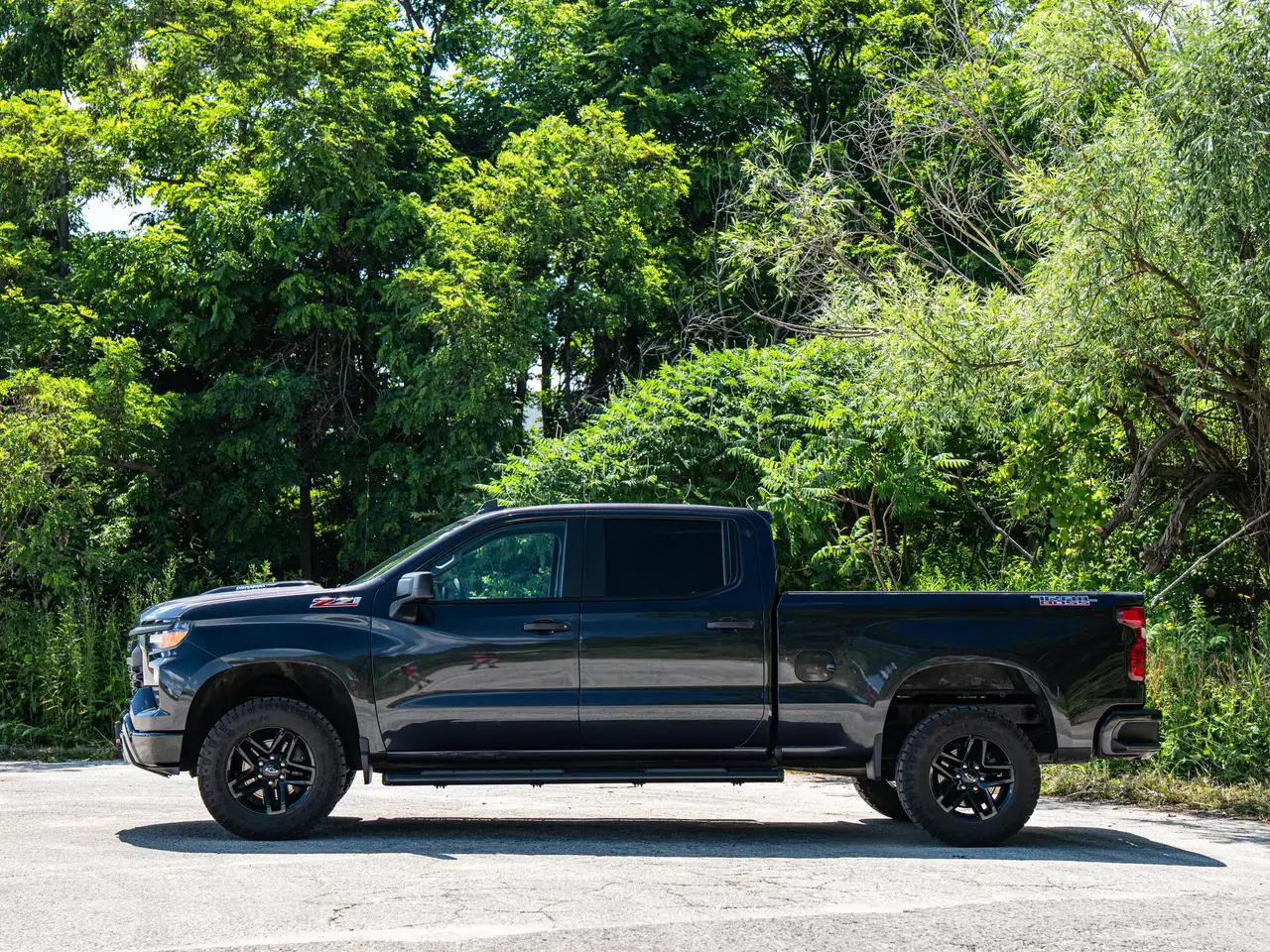 Chevrolet Silverado 1500 снимка Chevrolet Silverado 1500