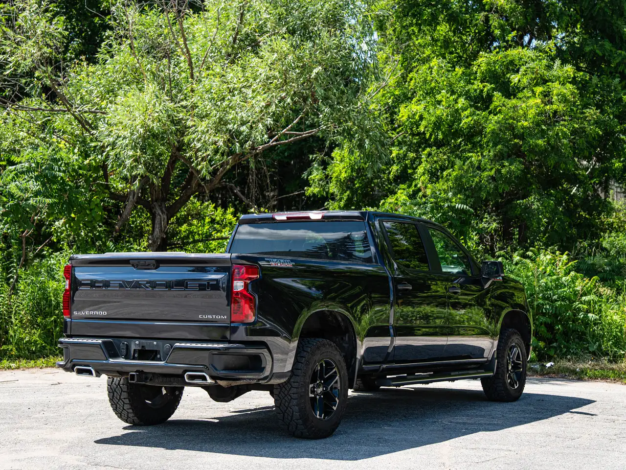 Chevrolet Silverado 1500 снимка Chevrolet Silverado 1500
