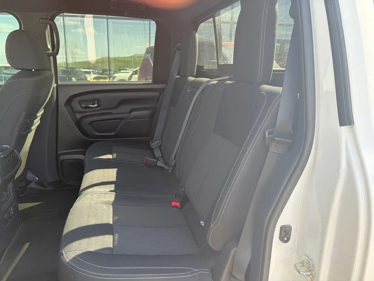Nissan Titan снимка Nissan Titan