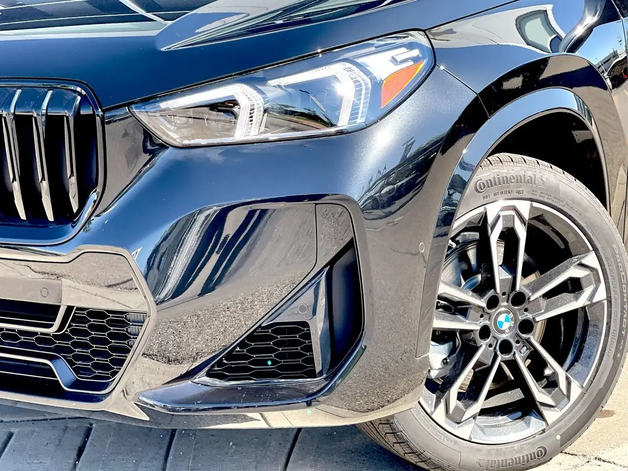 BMW X1 снимка BMW X1