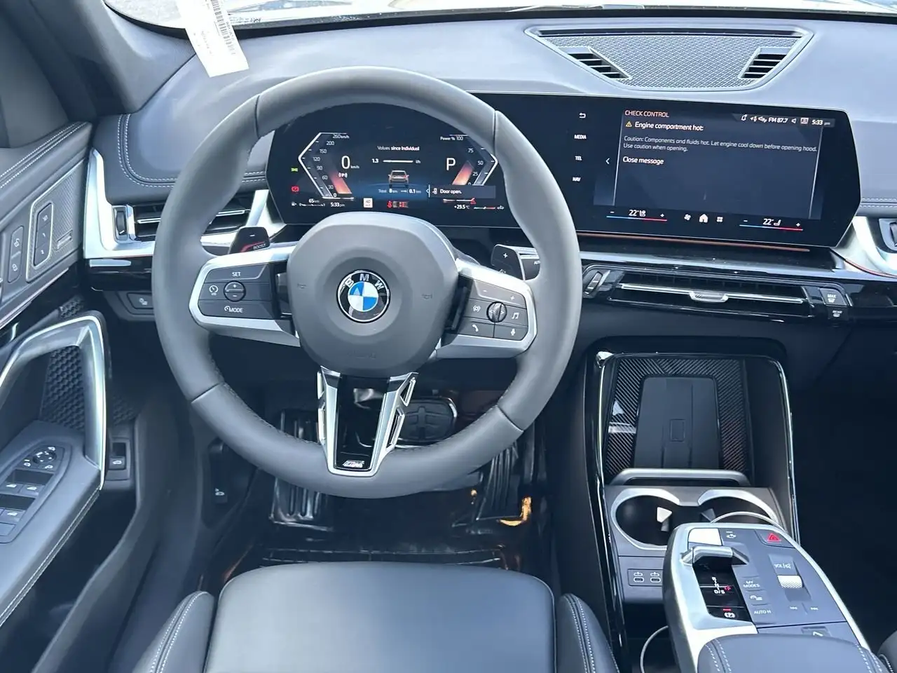 BMW X1 photo BMW X1