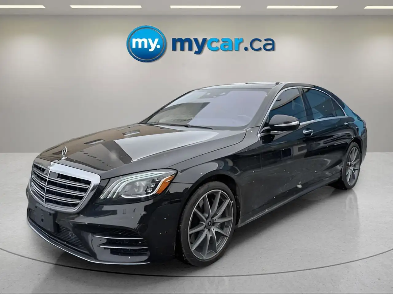 Mercedes-Benz S-Class снимка Mercedes-Benz S-Class