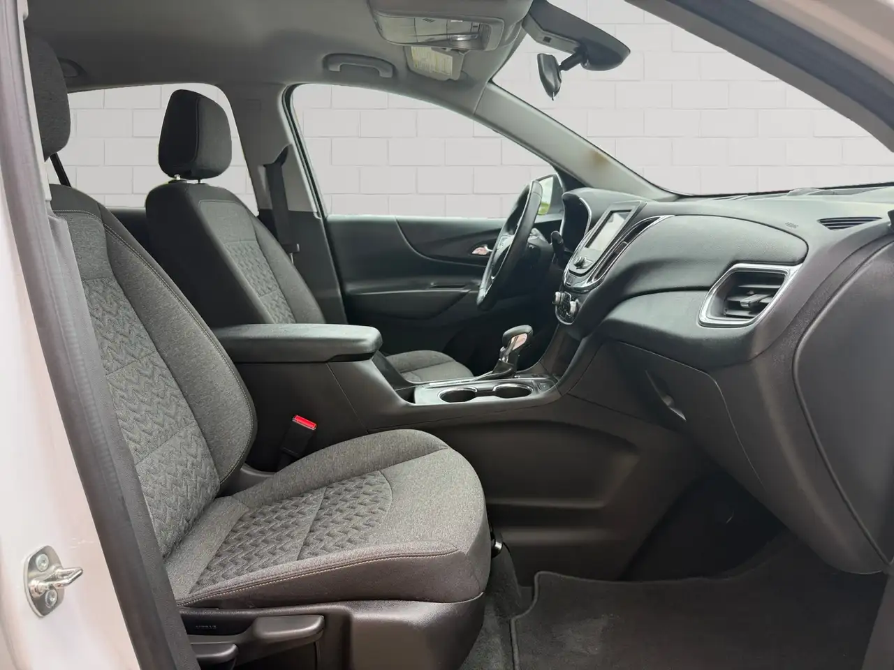 Chevrolet Equinox снимка Chevrolet Equinox