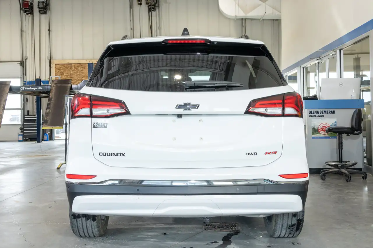 Chevrolet Equinox photo Chevrolet Equinox