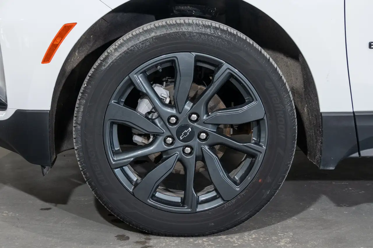 Chevrolet Equinox photo Chevrolet Equinox