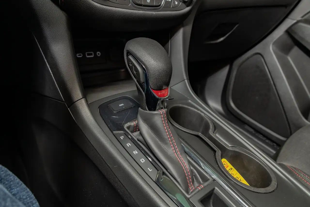 Chevrolet Equinox photo Chevrolet Equinox