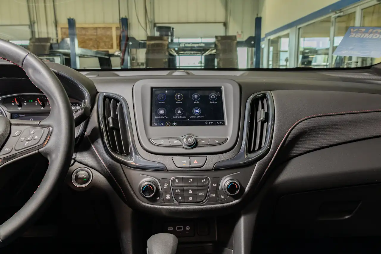 Chevrolet Equinox photo Chevrolet Equinox