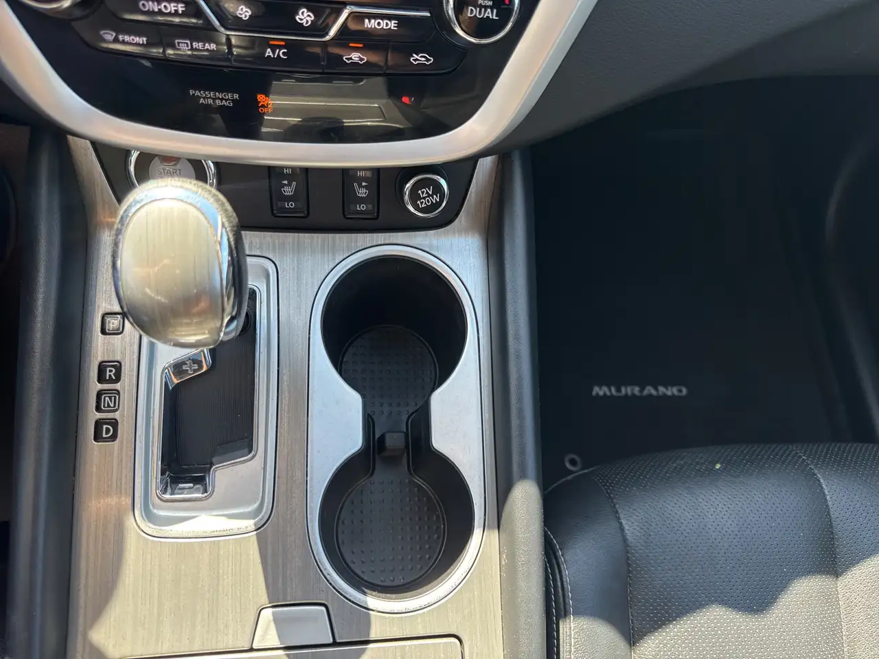 Nissan Murano снимка Nissan Murano