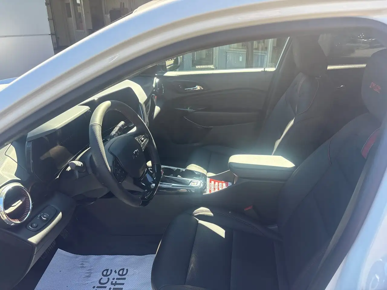 Chevrolet Trax снимка Chevrolet Trax