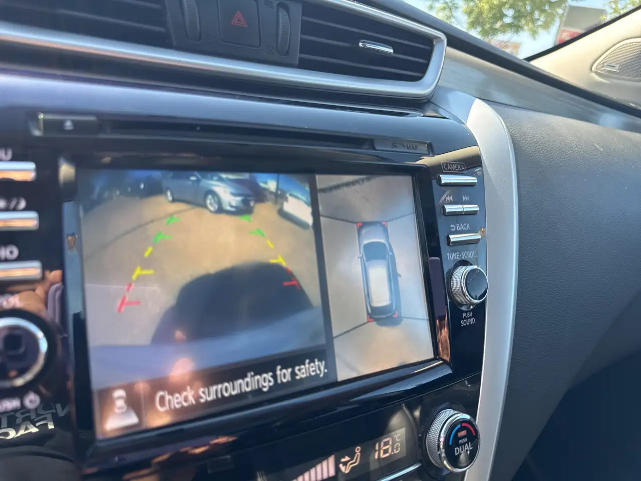 Nissan Murano снимка Nissan Murano