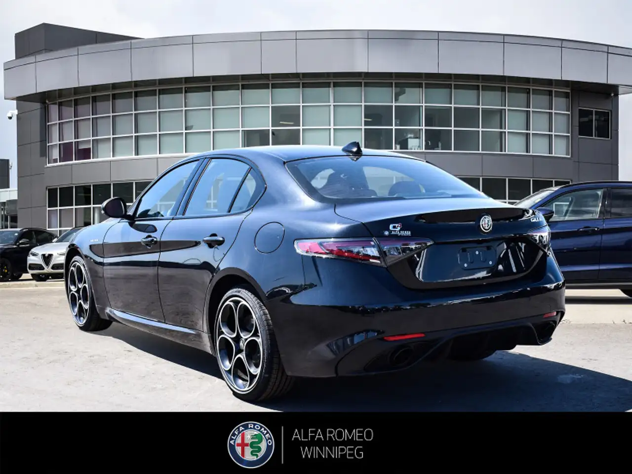 Alfa Romeo Giulia photo Alfa Romeo Giulia