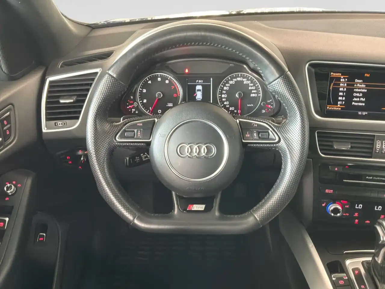 Audi Q5 снимка Audi Q5
